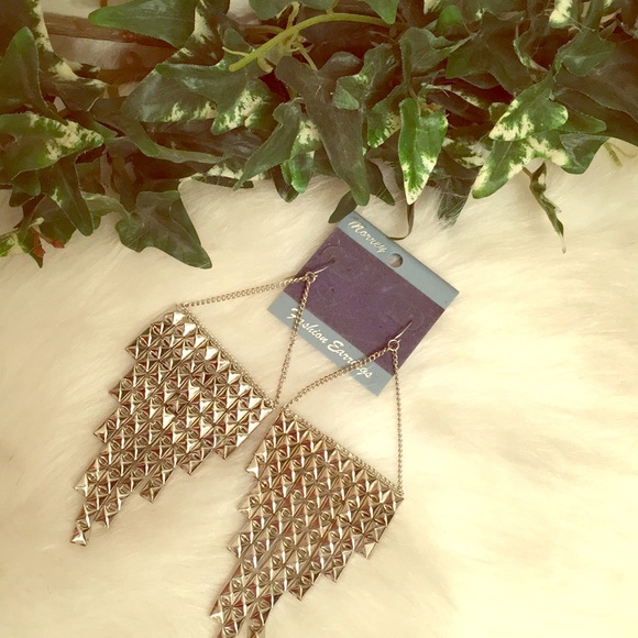 Ashley Stewart Jewelry - Chain Link Earrings